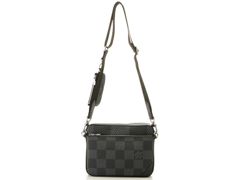 LOUIS VUITTON Trio Messenger Bag Damier Graphite Black